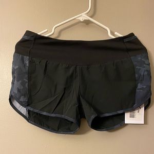 ZYIA Black & Camo 5 Star Shorts